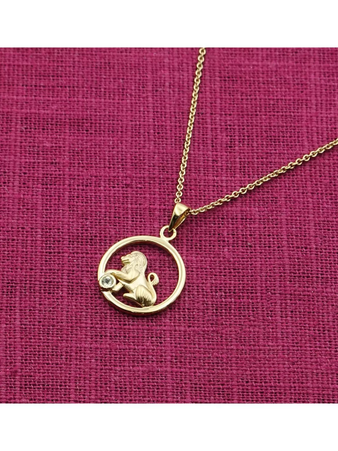 trendor Sternzeichen Lowe Gold 333 Mit Peridot + Vergoldete Kette | Damenschmuck